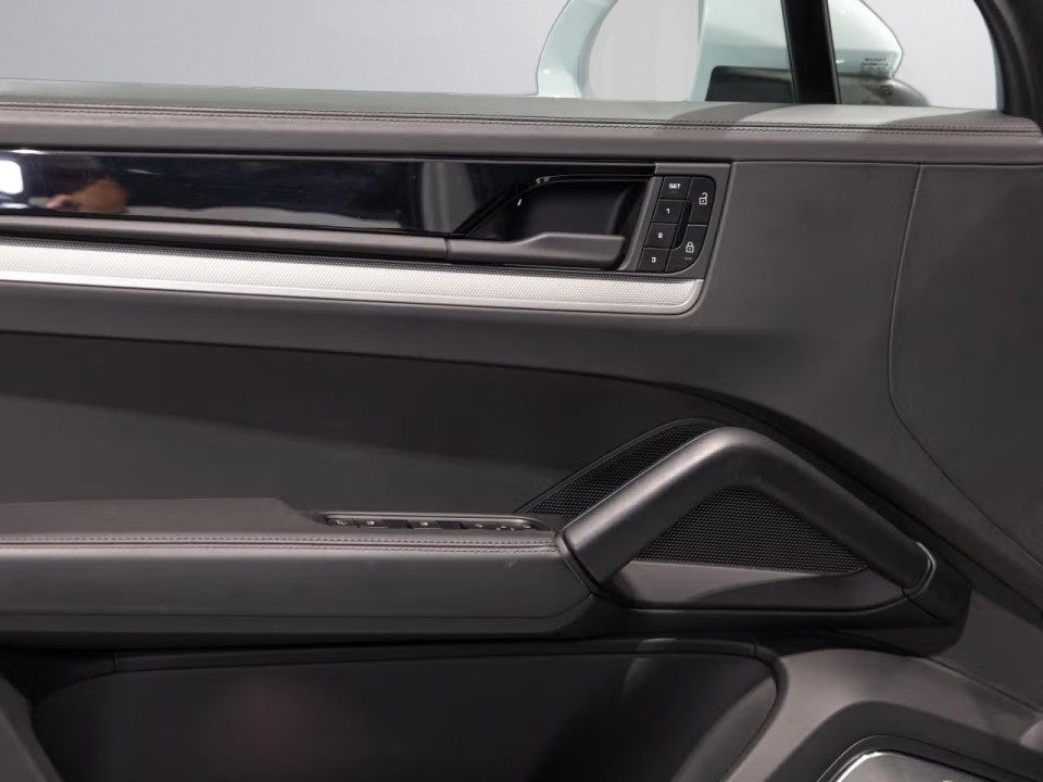 Porsche Cayenne S E-Hybrid - foto 19