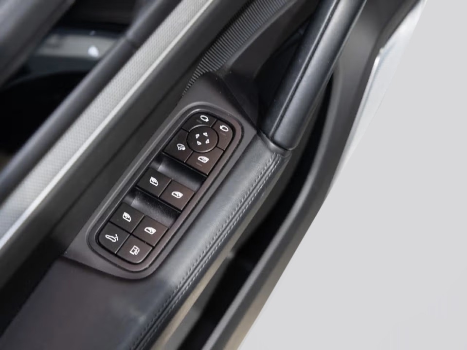 Porsche Cayenne S E-Hybrid - foto 26