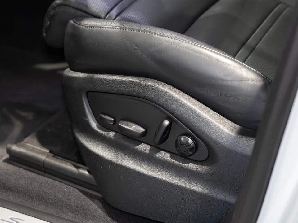 Porsche Cayenne S E-Hybrid - foto 17