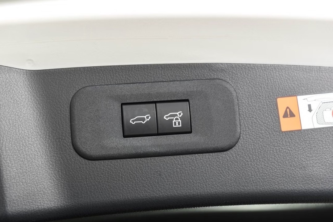 Lexus Seria NX 450h+ Business Line - foto 19
