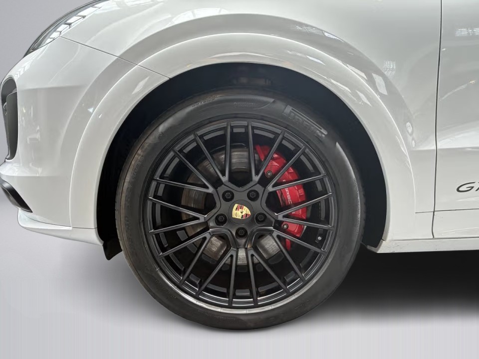 Porsche Cayenne GTS - foto 34