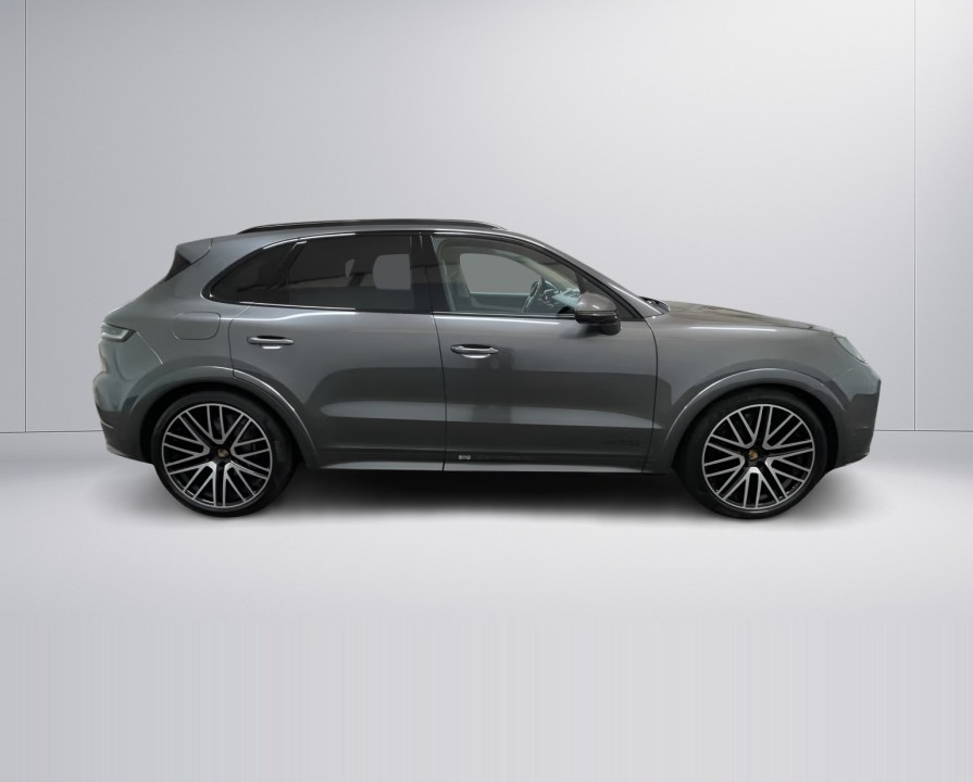 Porsche Cayenne GTS (2)