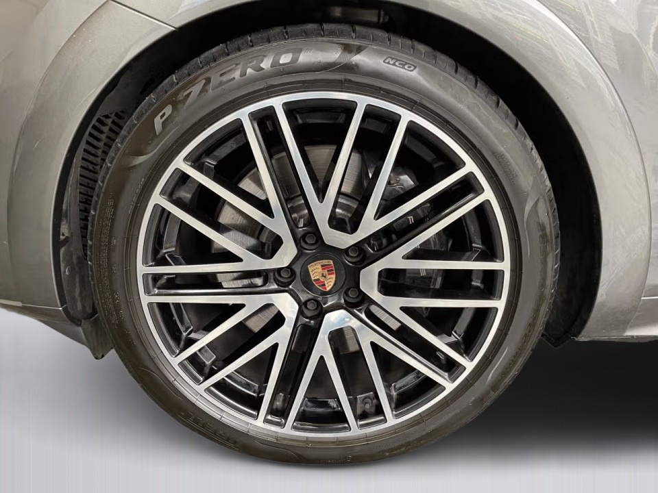 Porsche Cayenne GTS - foto 25