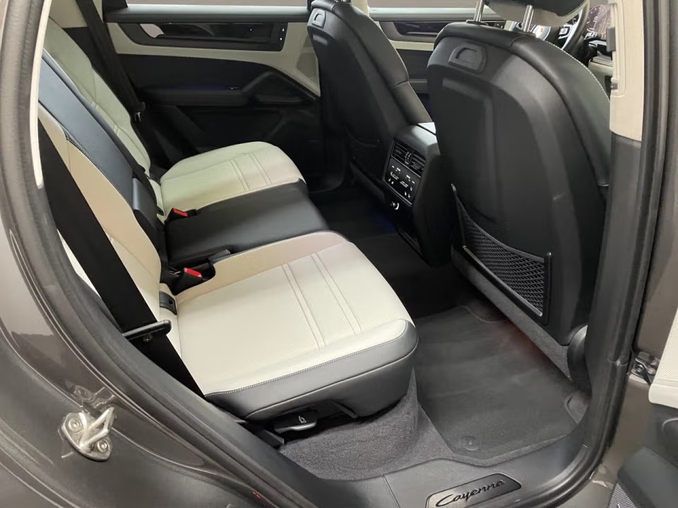 Porsche Cayenne GTS - foto 12