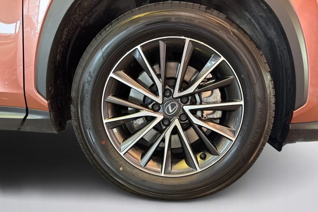 Lexus Seria NX 450h+ AWD Business Line - foto 25