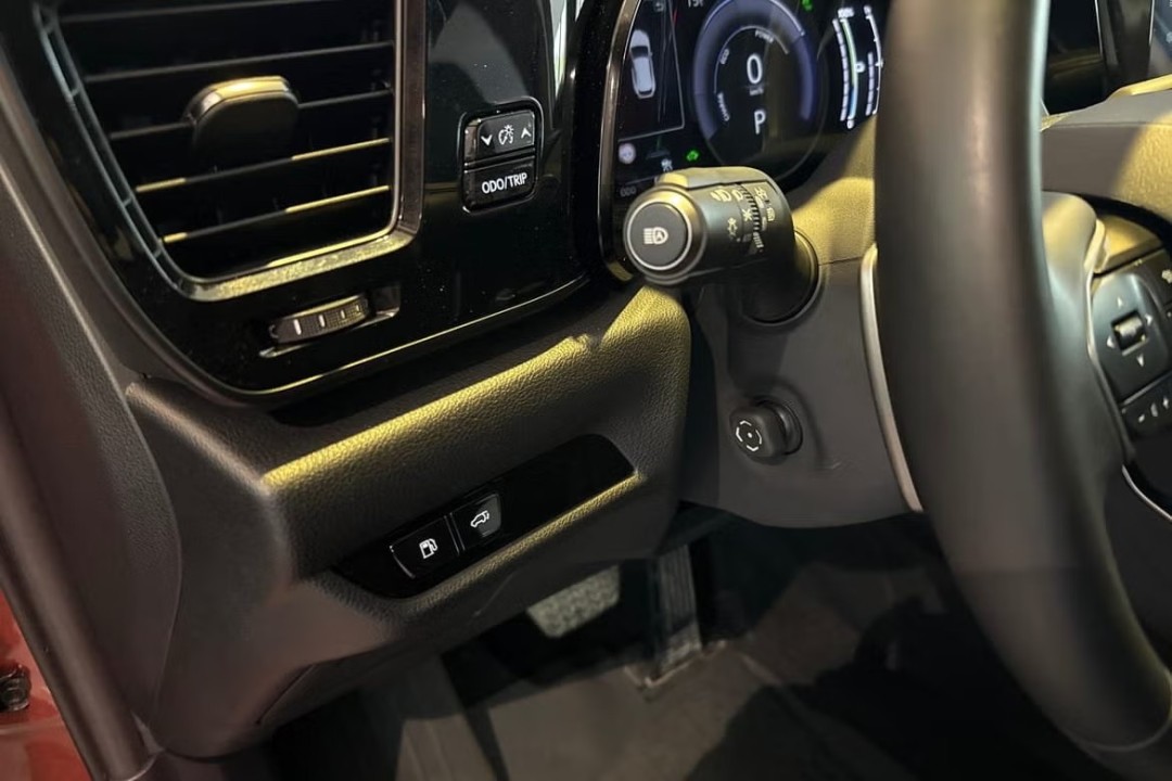 Lexus Seria NX 450h+ AWD Business Line - foto 12