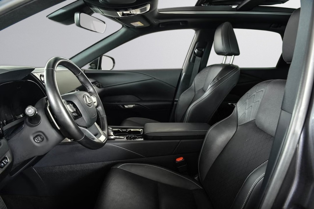 Lexus Seria RX 450h+ AWD F-Sport - foto 6