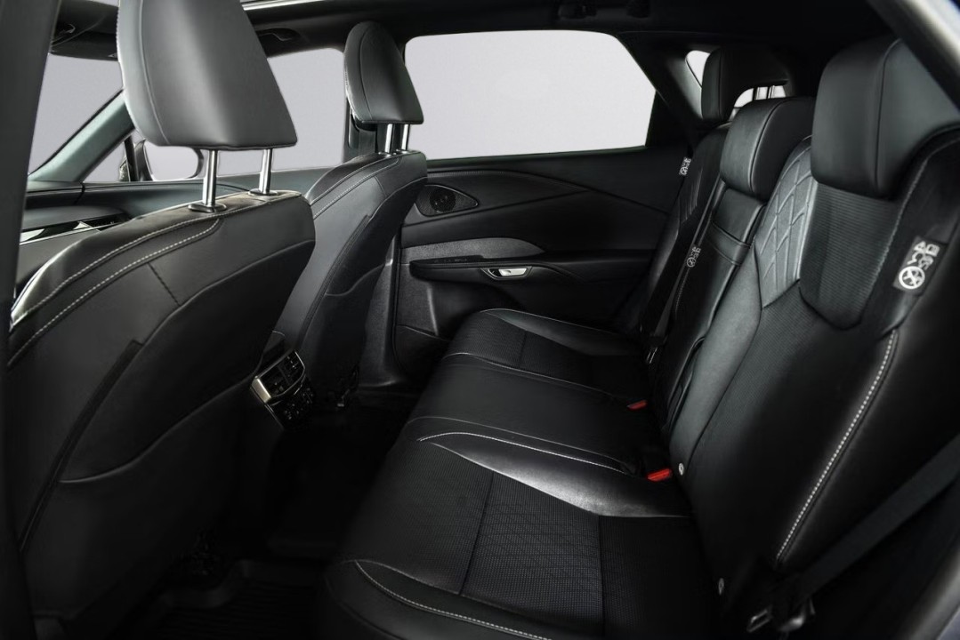 Lexus Seria RX 450h+ AWD F-Sport - foto 14