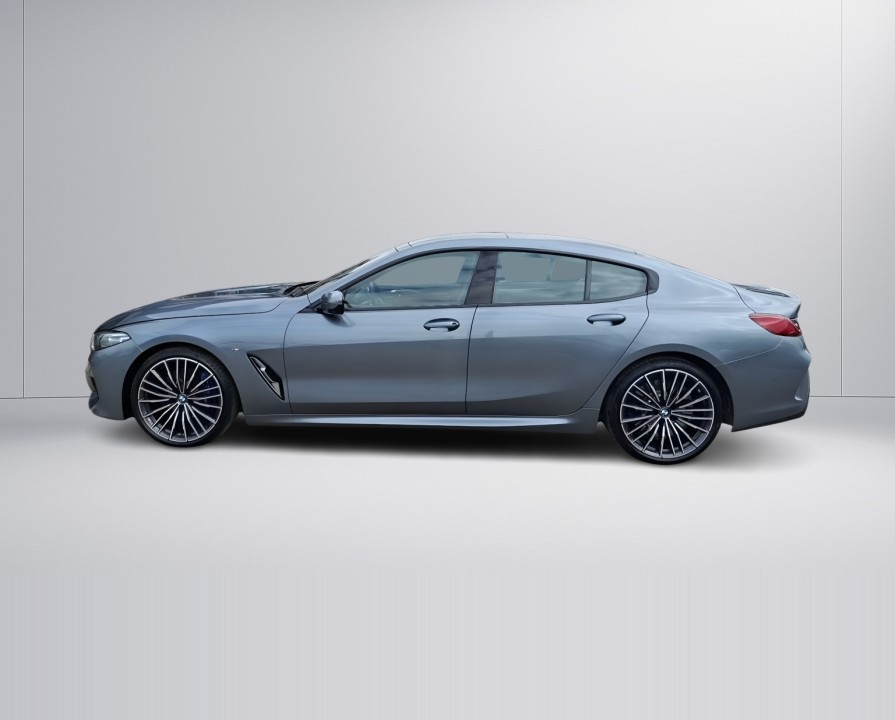 BMW Seria 8 840d xDrive Gran Coupe M-Sport (2)