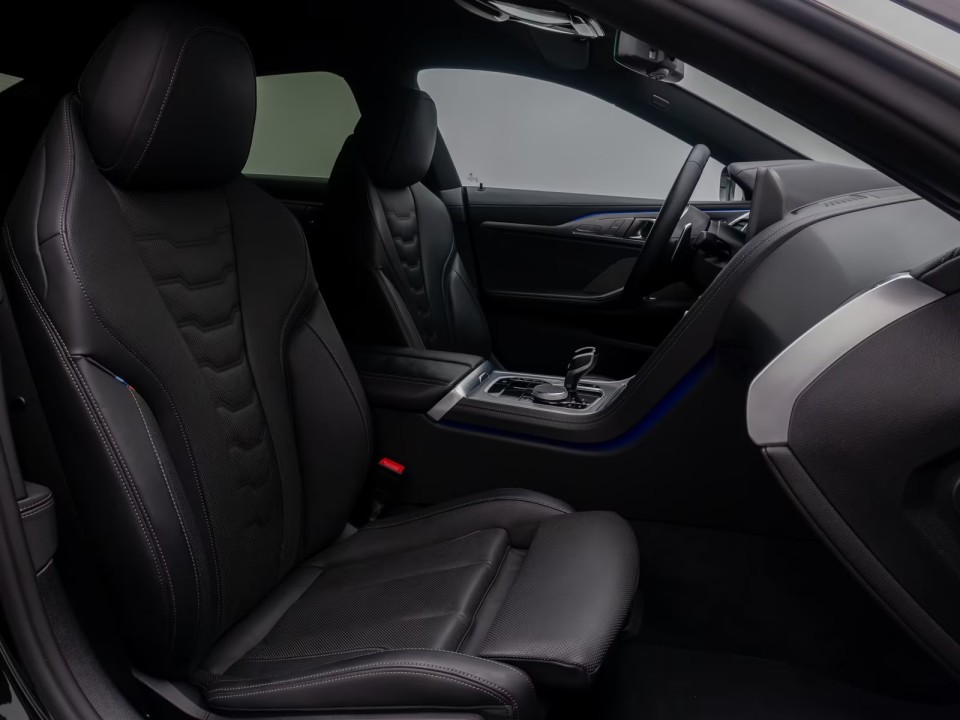 BMW Seria 8 840i Gran Coupe M-Sport - foto 23