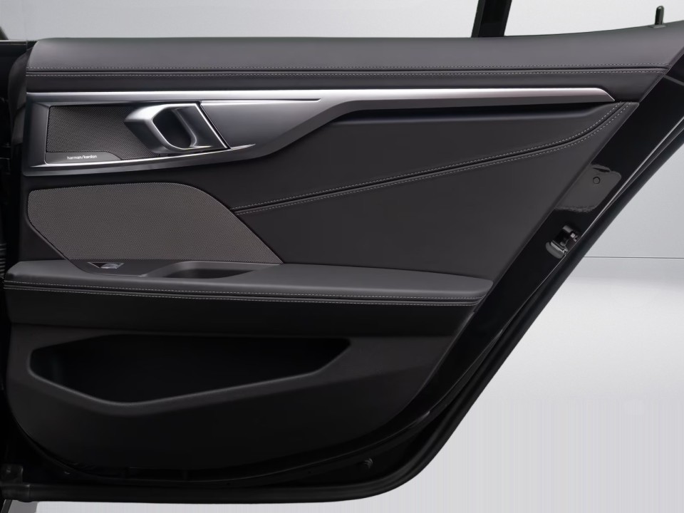 BMW Seria 8 840i Gran Coupe M-Sport - foto 35