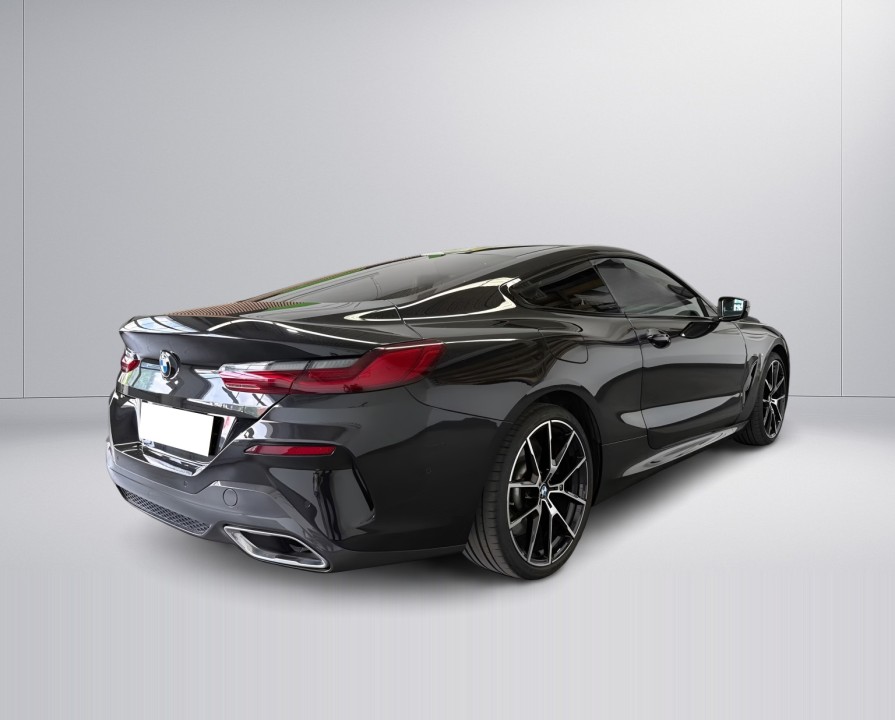 BMW Seria 8 840i xDrive Coupe M-Sport (3)