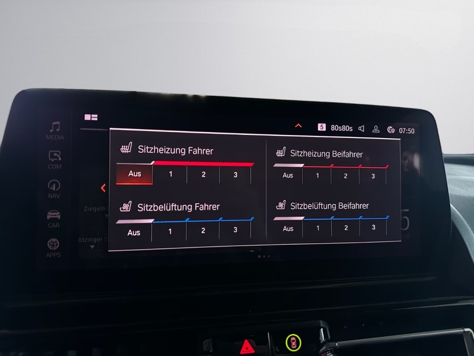 BMW Seria 8 M850i Coupe - foto 26