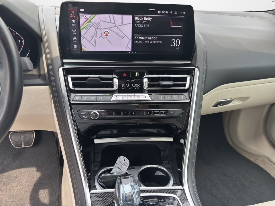BMW Seria 8 840d xDrive M-Sport - foto 8
