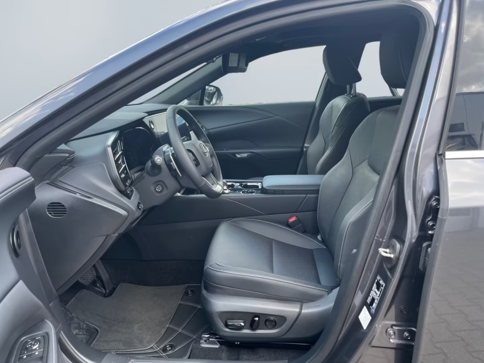 Lexus Seria RX 450h+ F-Sport - foto 13