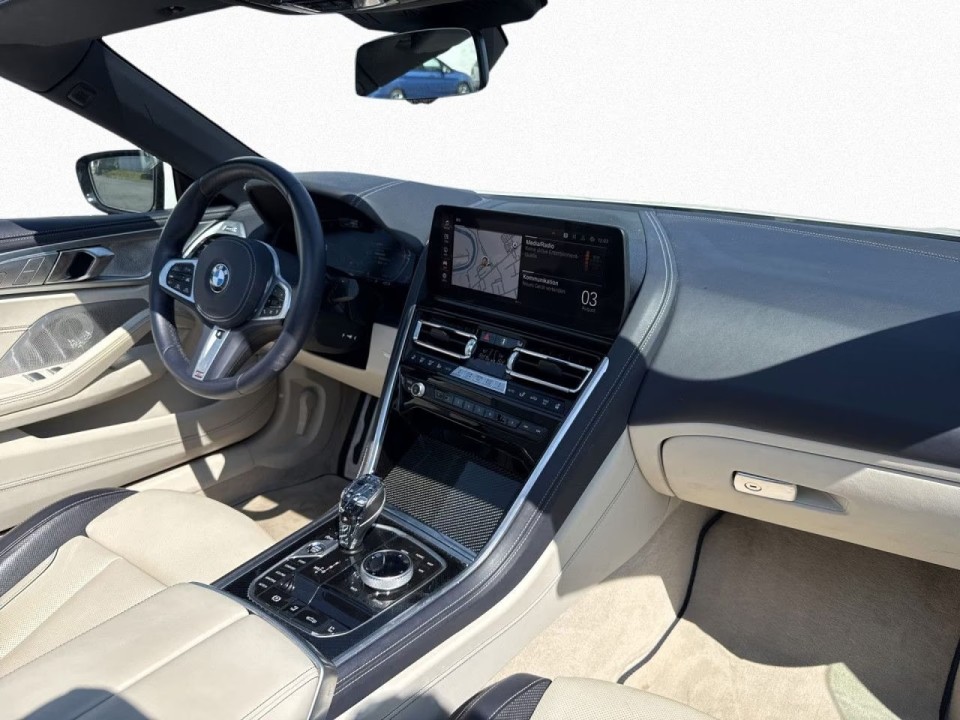BMW Seria 8 840i Cabrio M-Sport - foto 9
