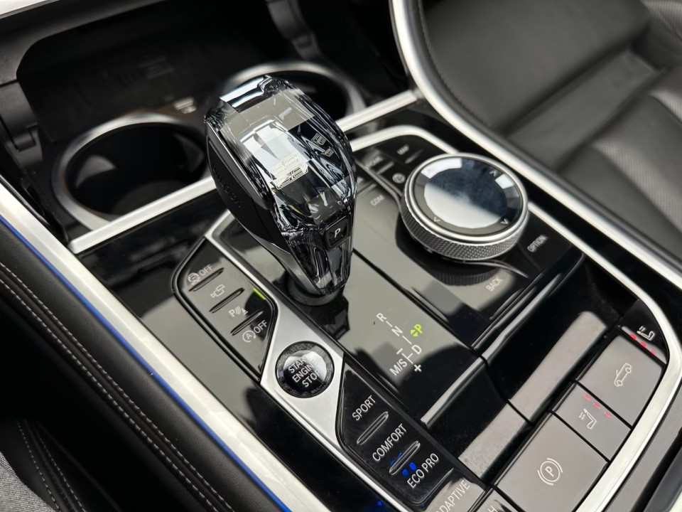 BMW Seria 8 840i xDrive Cabrio M-Sport - foto 19