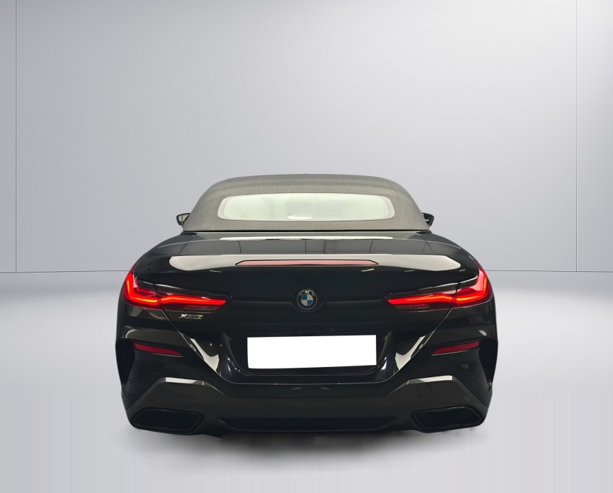 BMW Seria 8 840i xDrive Cabrio M-Sport (4)