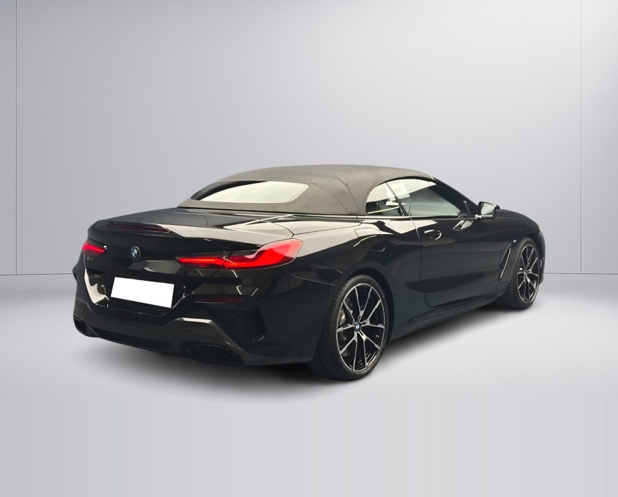 BMW Seria 8 840i xDrive Cabrio M-Sport (3)