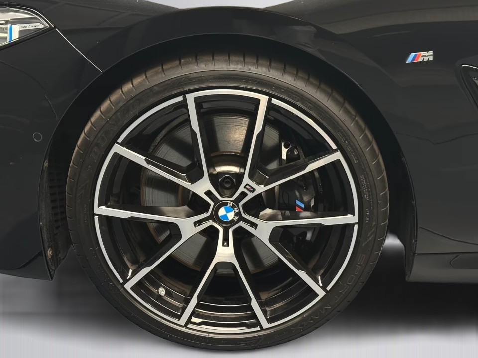 BMW Seria 8 840i xDrive Cabrio M-Sport - foto 38
