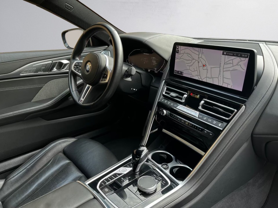 BMW Seria 8 M850i Coupe - foto 11