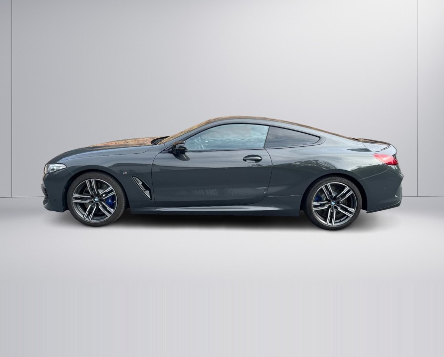 BMW Seria 8 M850i Coupe - foto 6