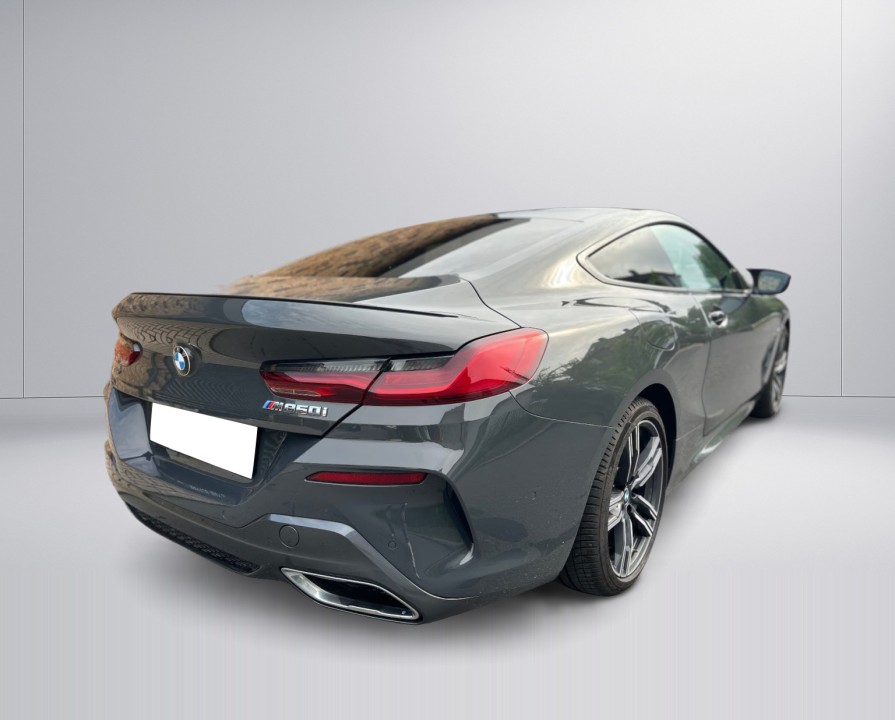 BMW Seria 8 M850i Coupe (3)