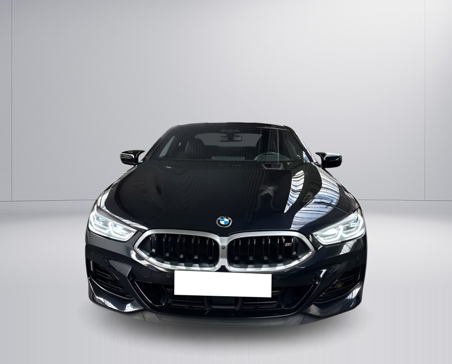 BMW Seria 8 M850i Coupe (2)