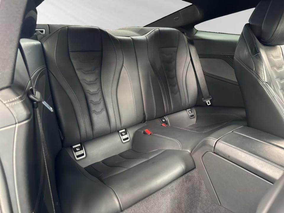 BMW Seria 8 M850i Coupe - foto 12