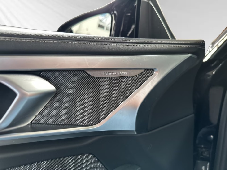 BMW Seria 8 M850i Coupe - foto 13