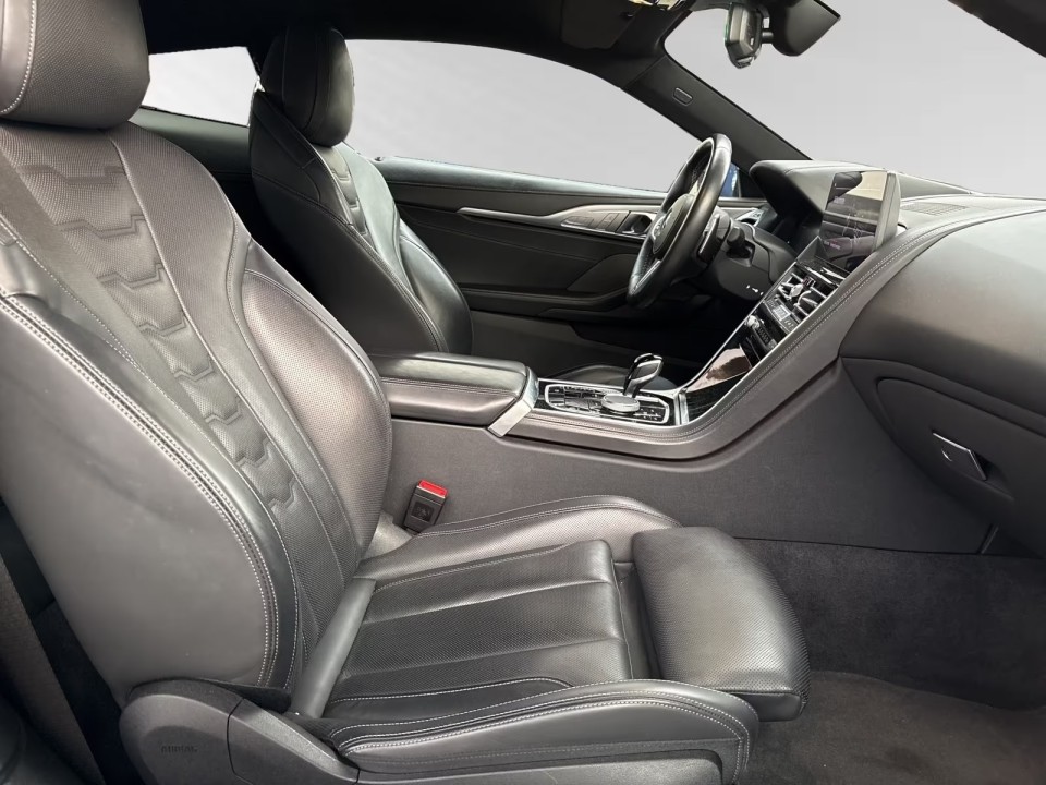 BMW Seria 8 M850i Coupe - foto 8