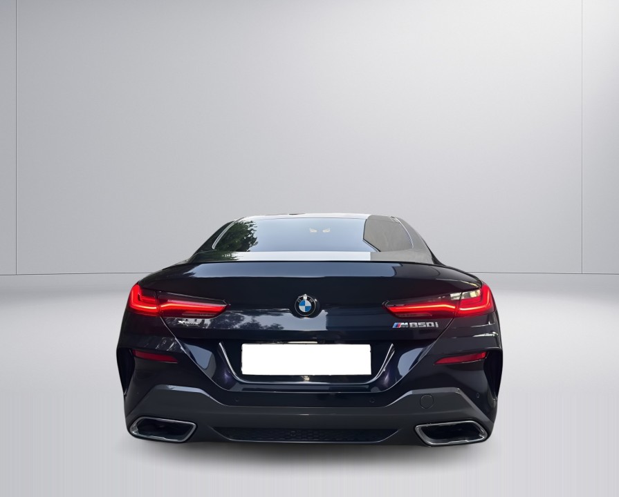 BMW Seria 8 M850i Coupe (5)