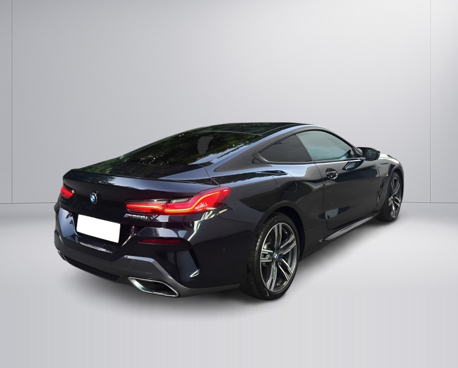 BMW Seria 8 M850i Coupe (4)