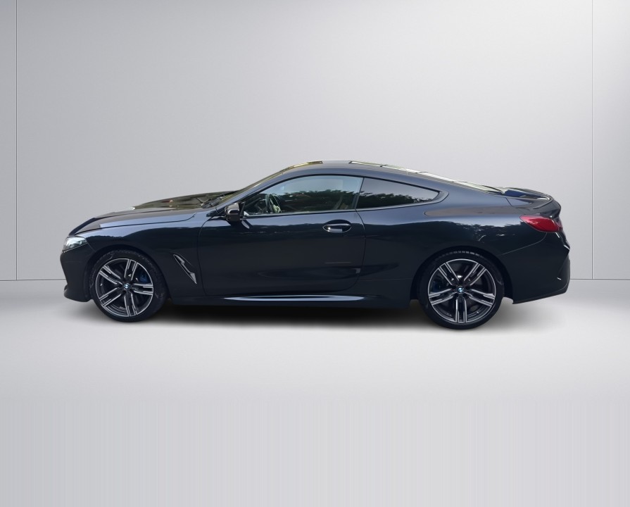 BMW Seria 8 M850i Coupe (3)