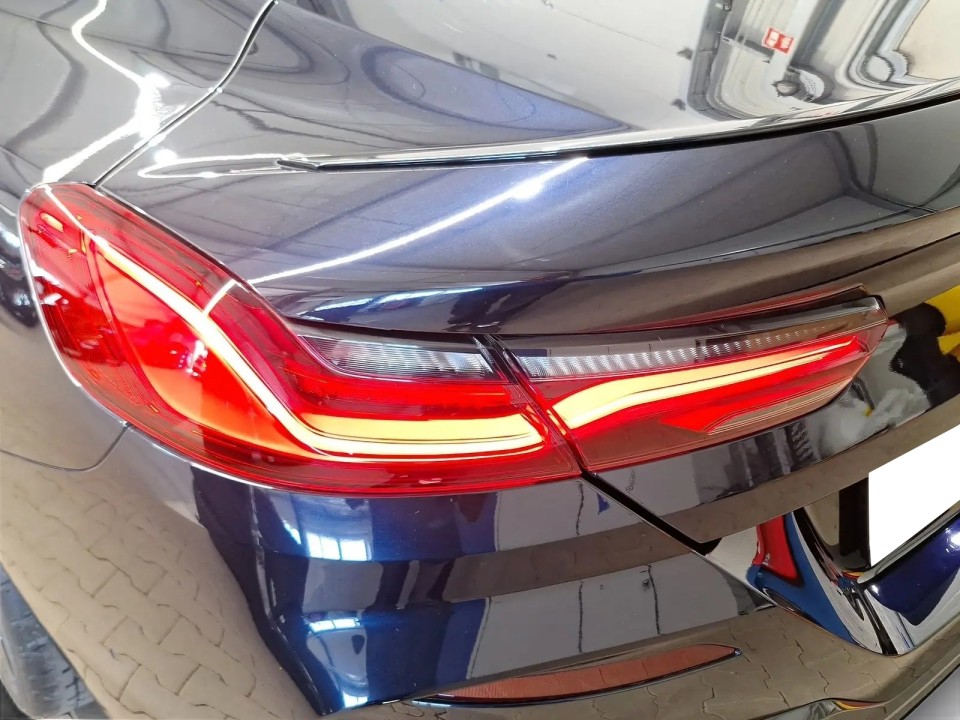BMW Seria 8 M850i Coupe - foto 19