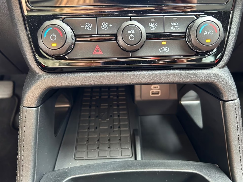 Ford Raptor - foto 12