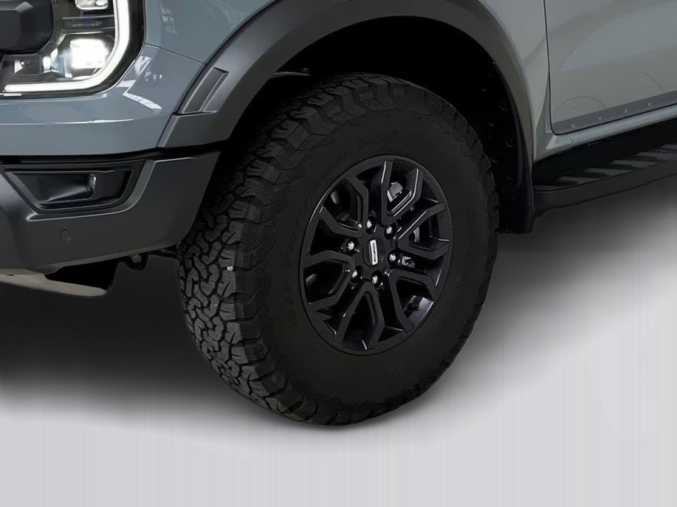 Ford Raptor - foto 30
