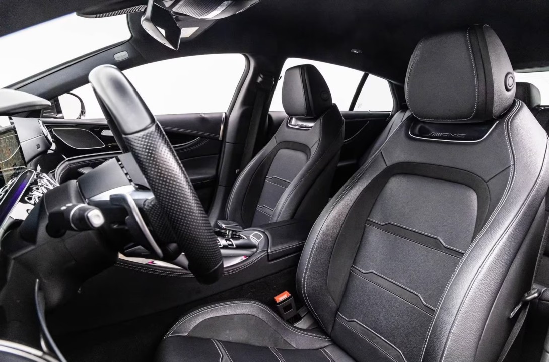 Mercedes-Benz AMG GT 43 4MATIC - foto 15