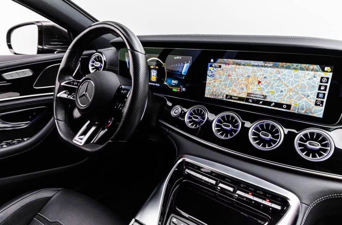 Mercedes-Benz AMG GT 43 4MATIC - foto 13