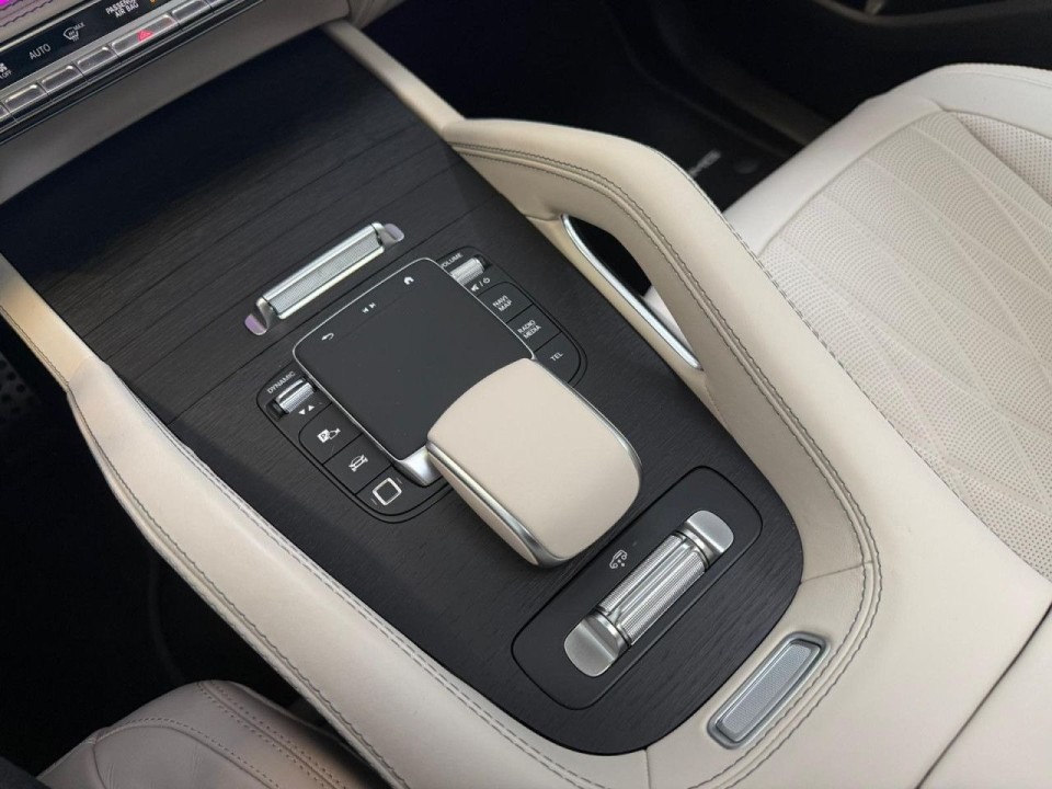 Mercedes-Benz GLE AMG 53 4MATIC+ - foto 16