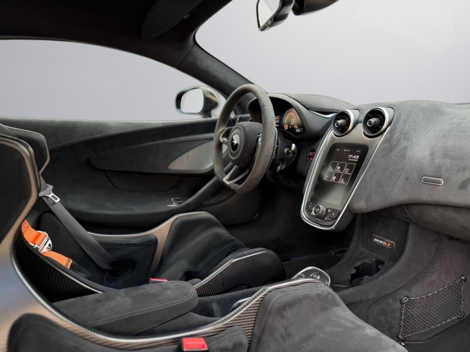 McLaren 600LT - foto 10