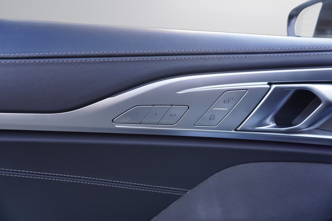 BMW Seria 8 840i xDrive Gran Coupe M-Sport - foto 8