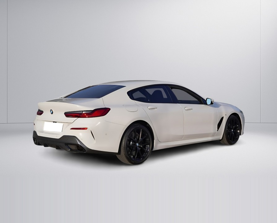 BMW Seria 8 840i xDrive Gran Coupe M-Sport (2)