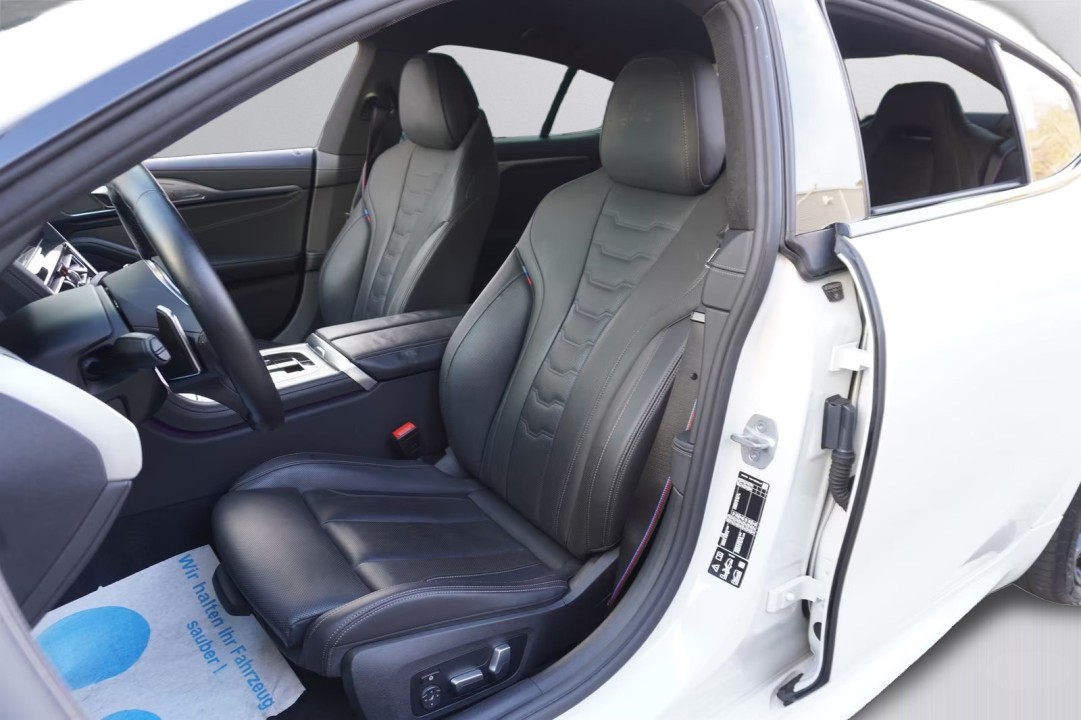 BMW Seria 8 840i xDrive Gran Coupe M-Sport - foto 6