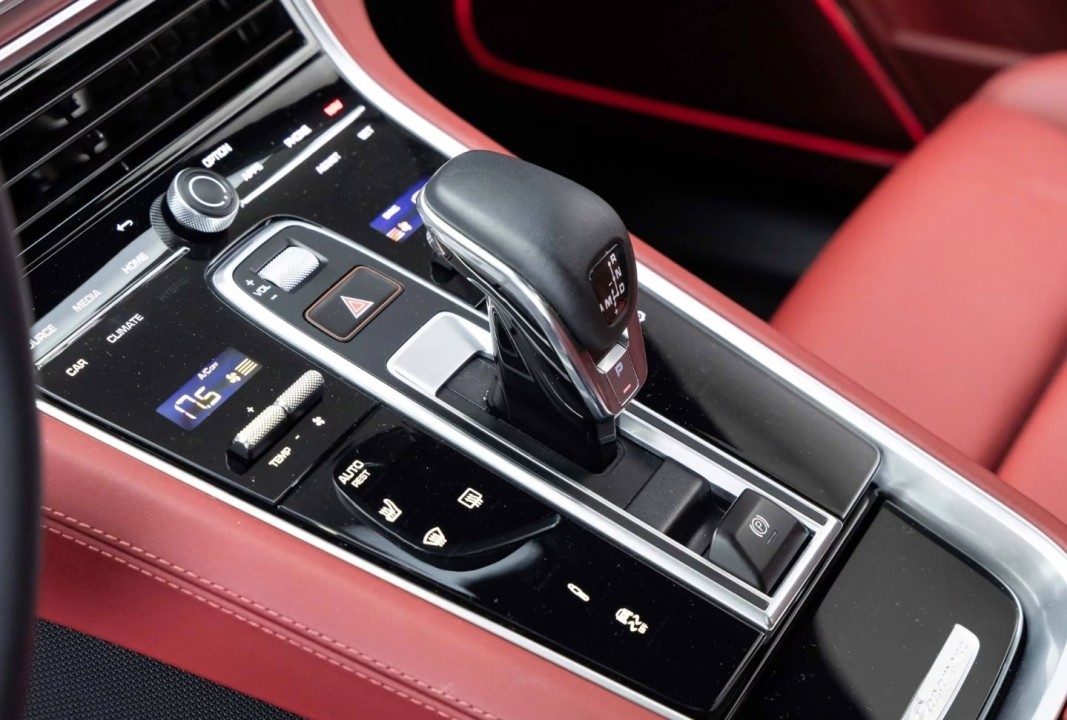 Porsche Panamera Platinum Edition - foto 18