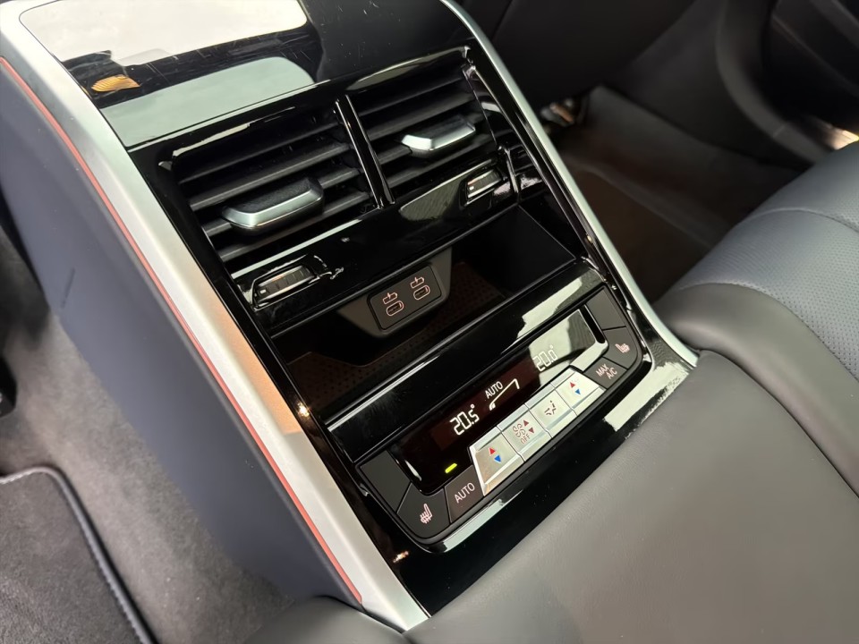 BMW Seria 8 840i xDrive Gran Coupe M-Sport - foto 15