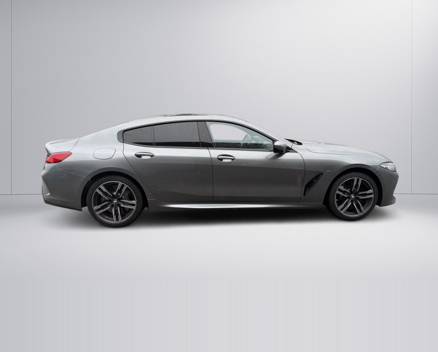 BMW Seria 8 840i xDrive Gran Coupe M-Sport (2)