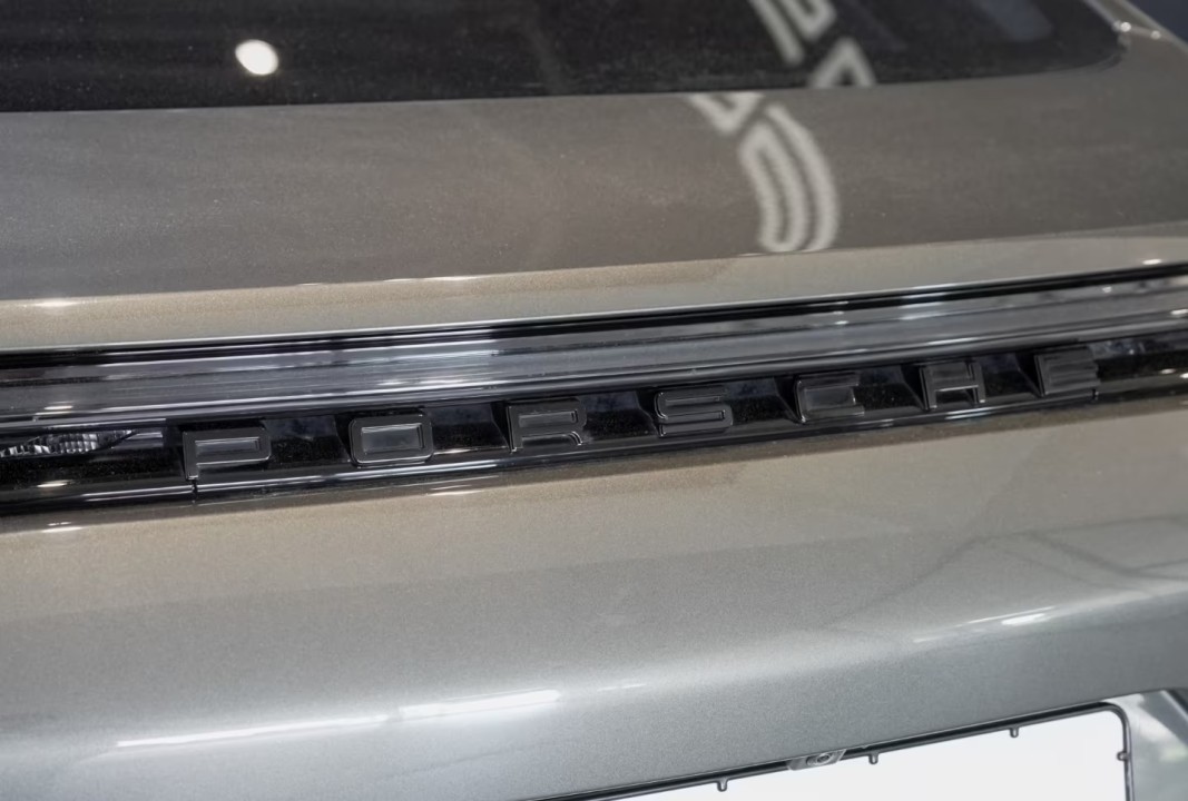 Porsche Panamera E-Hybrid Platinum Edition - foto 29