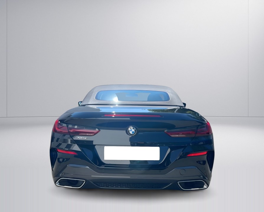 BMW Seria 8 840i xDrive Cabrio M-Sport (4)