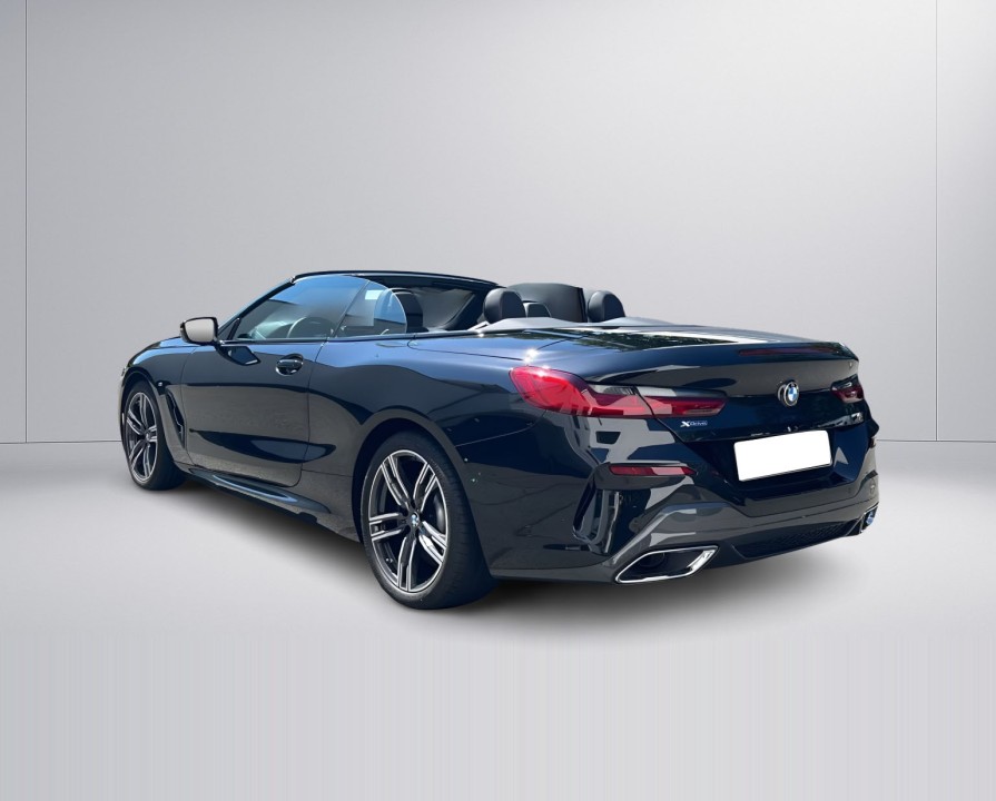 BMW Seria 8 840i xDrive Cabrio M-Sport (5)